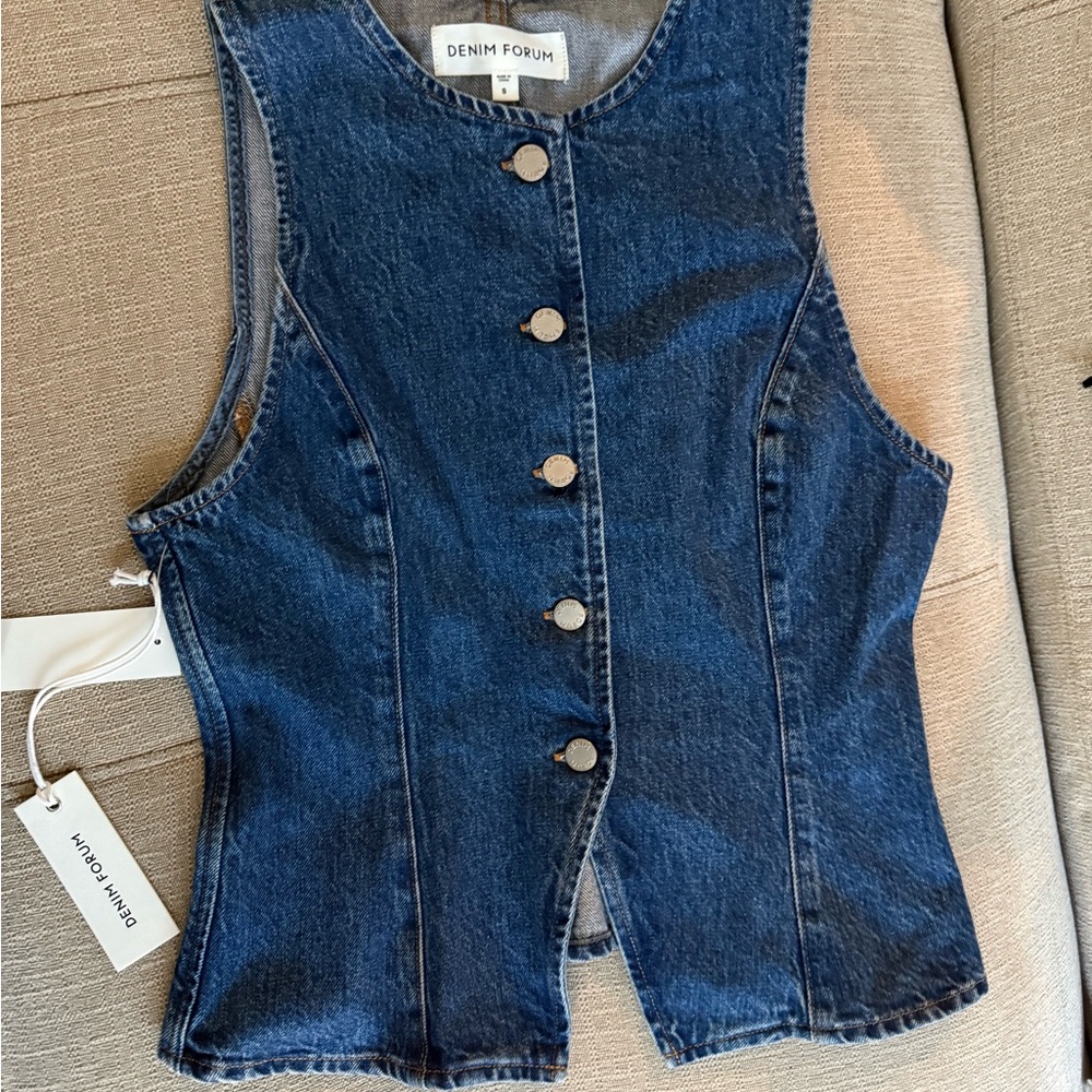 Aritzia Denim Forum Button Front Vest | NWT | Size M